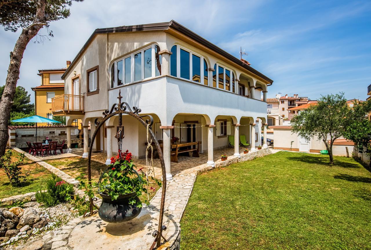 Apartment Carolina Лижнян Екстер'єр фото